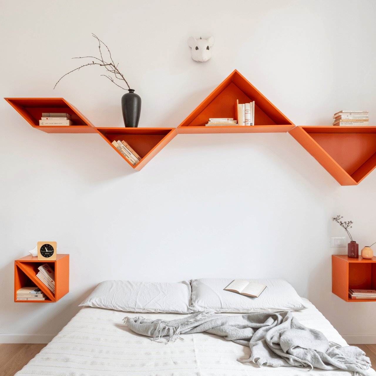 Bagby Minimalist Silent Alarm Clock