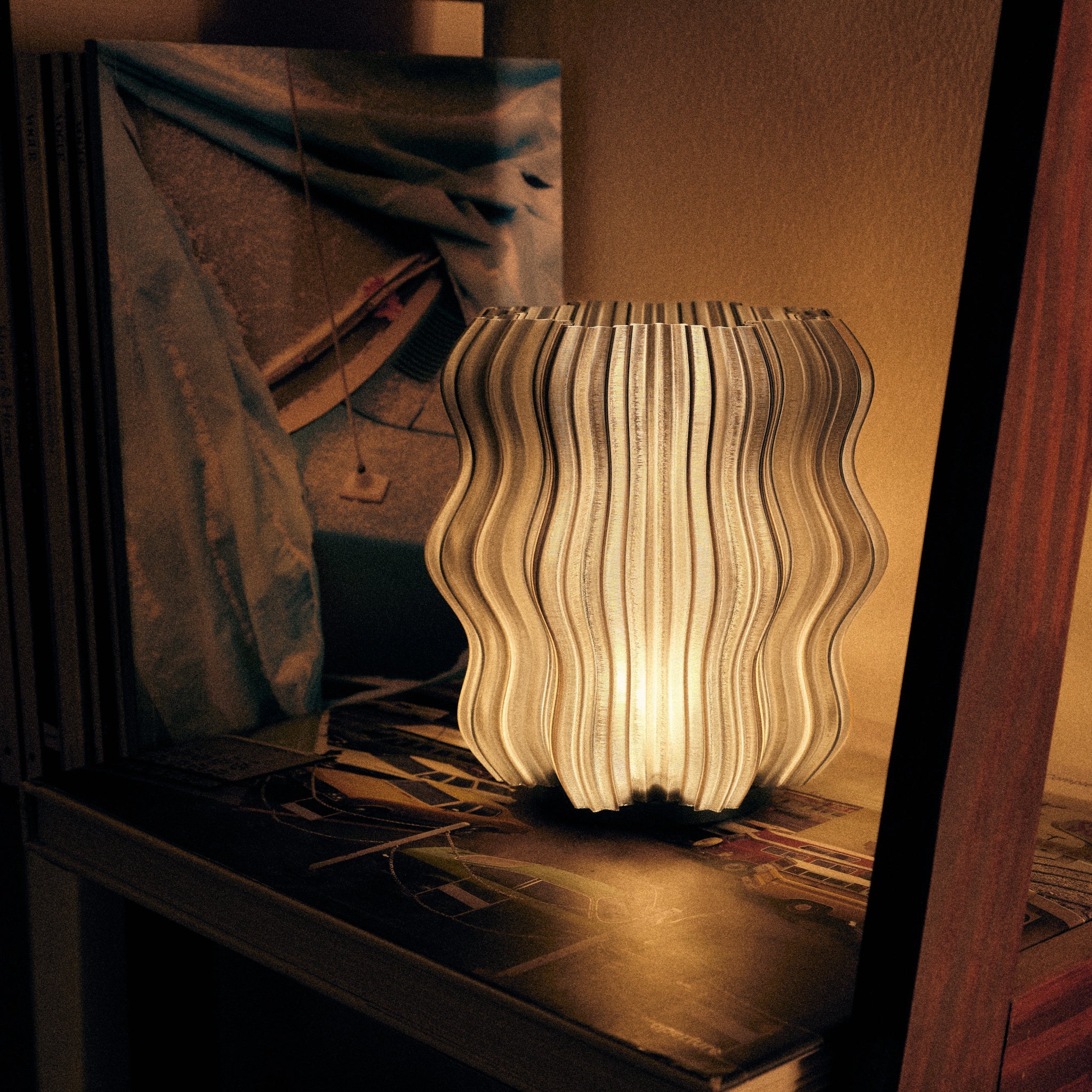 Wavy Cordless Accent Lamp