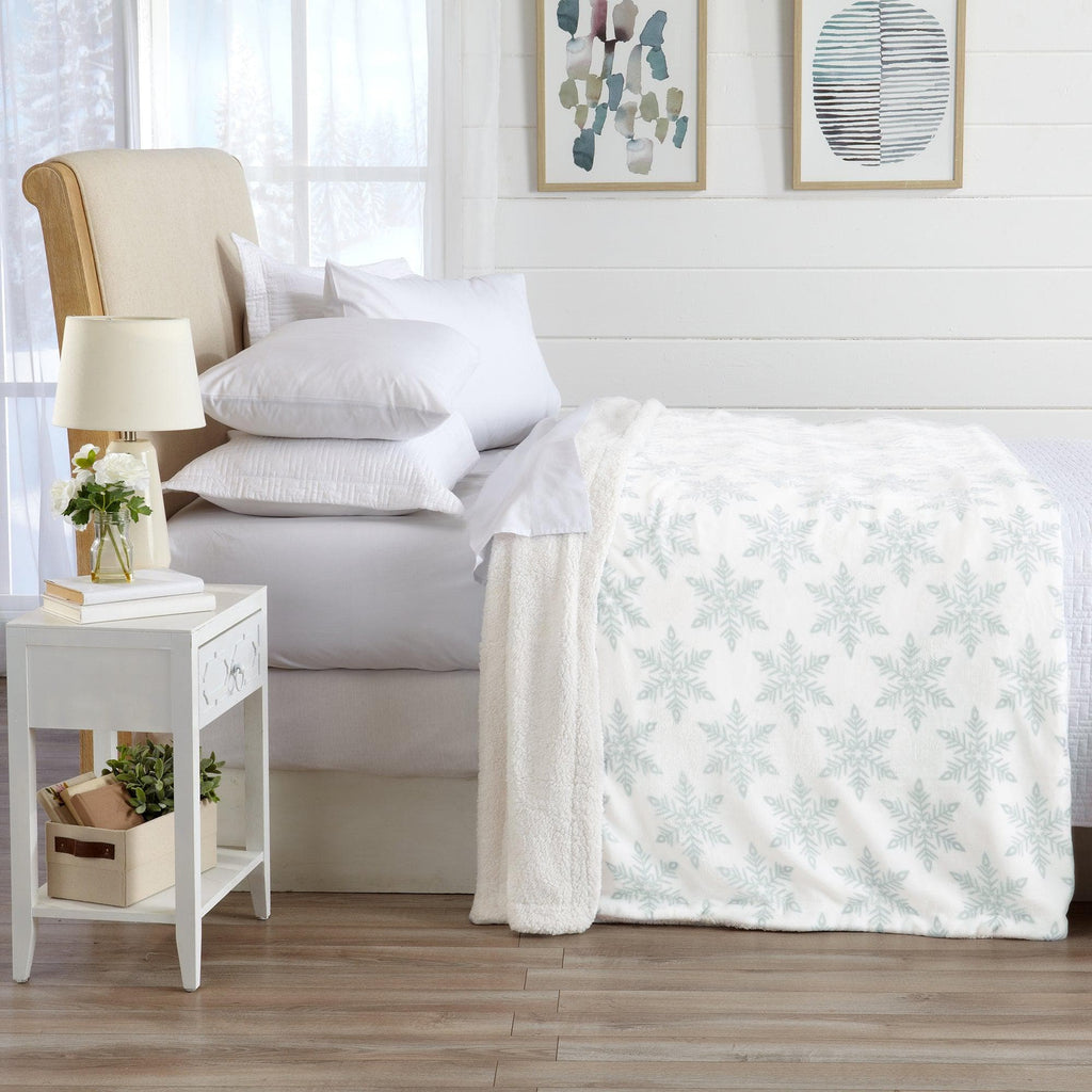 Kinsley Velvet Sherpa Blanket