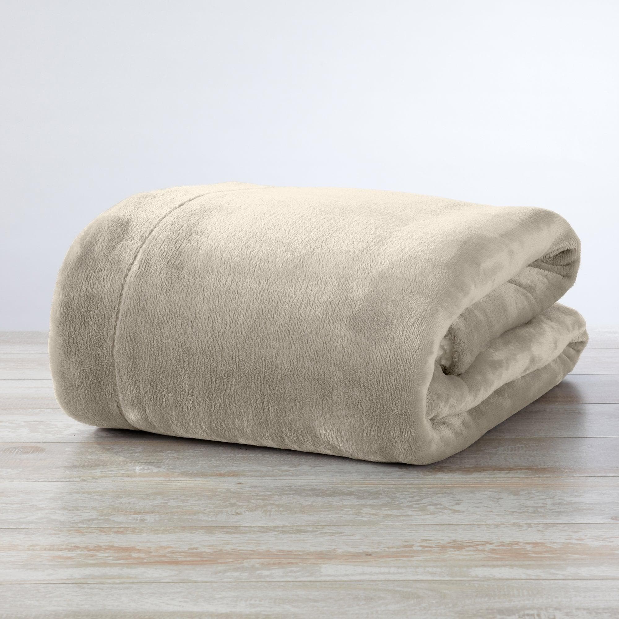 Kinsley Velvet Sherpa Blanket