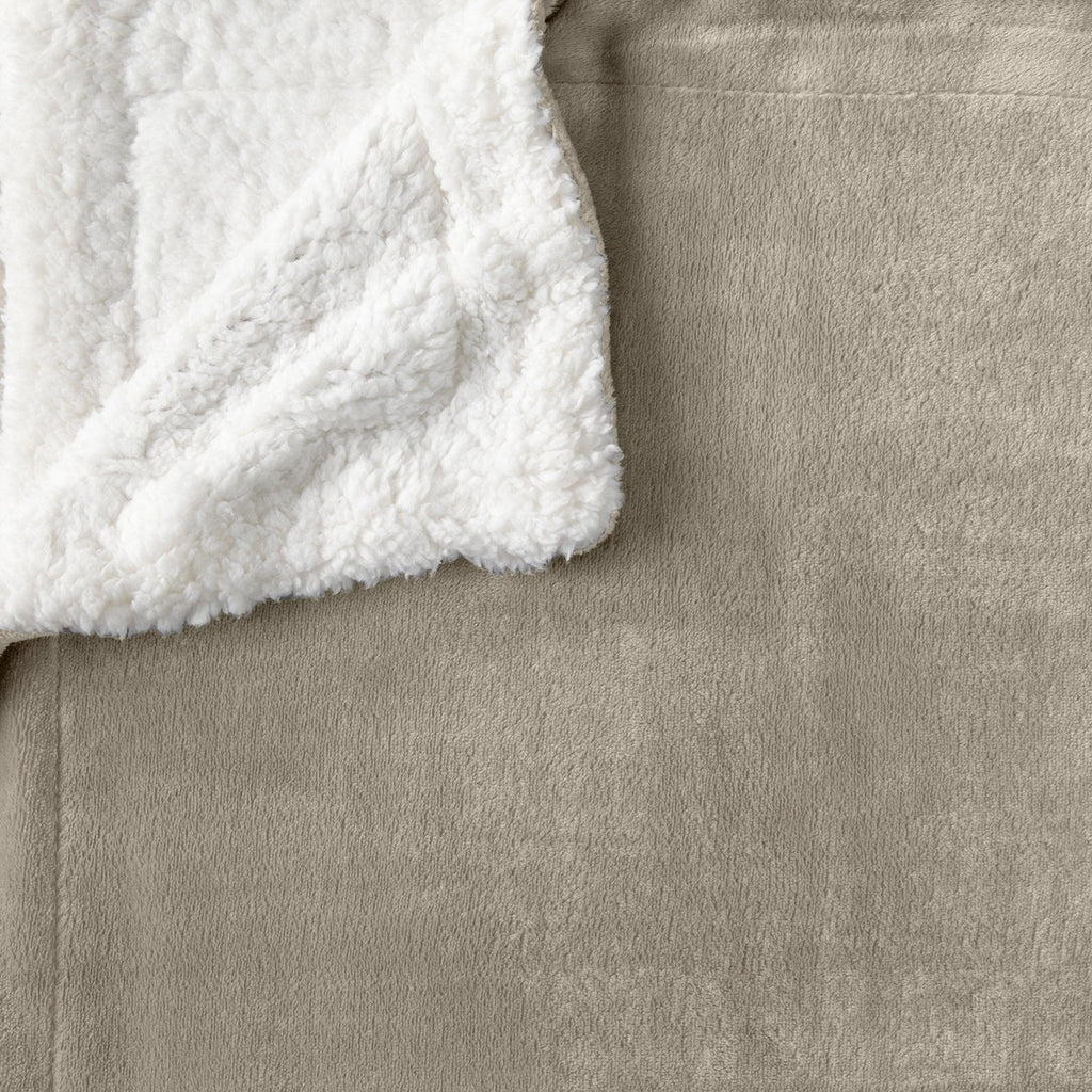Kinsley Velvet Sherpa Blanket