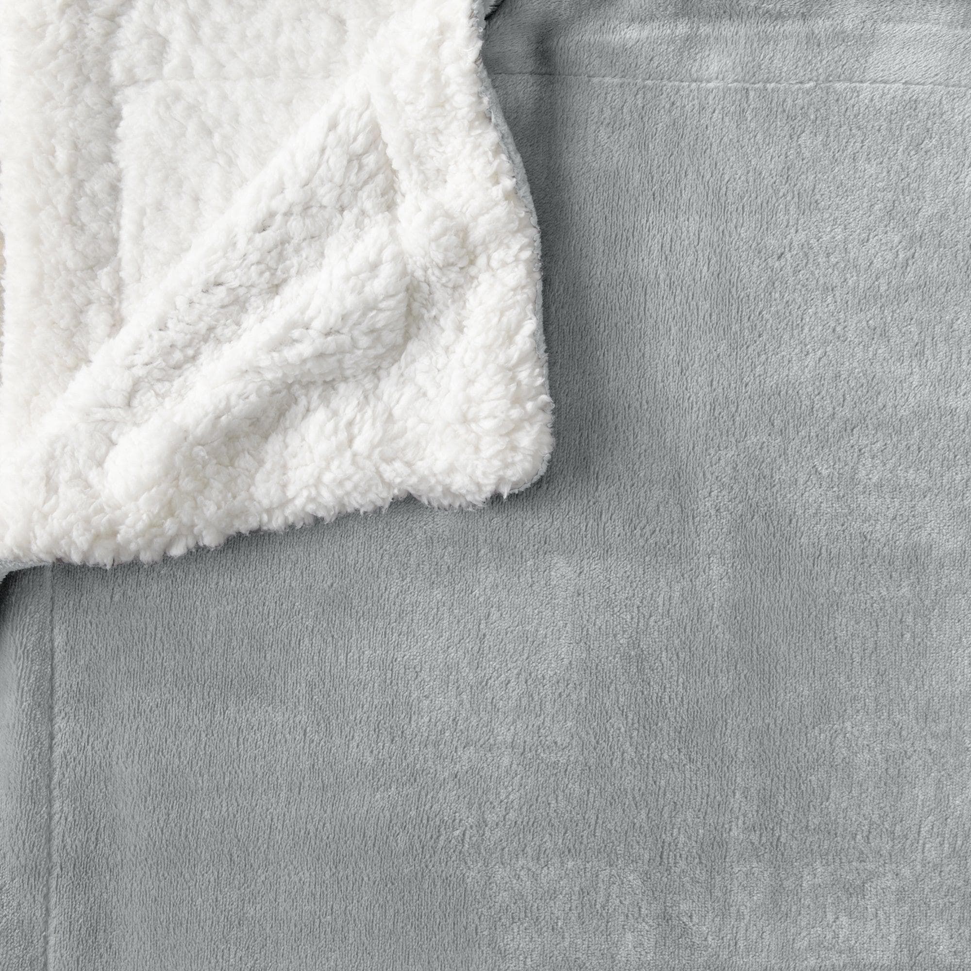 Kinsley Velvet Sherpa Blanket