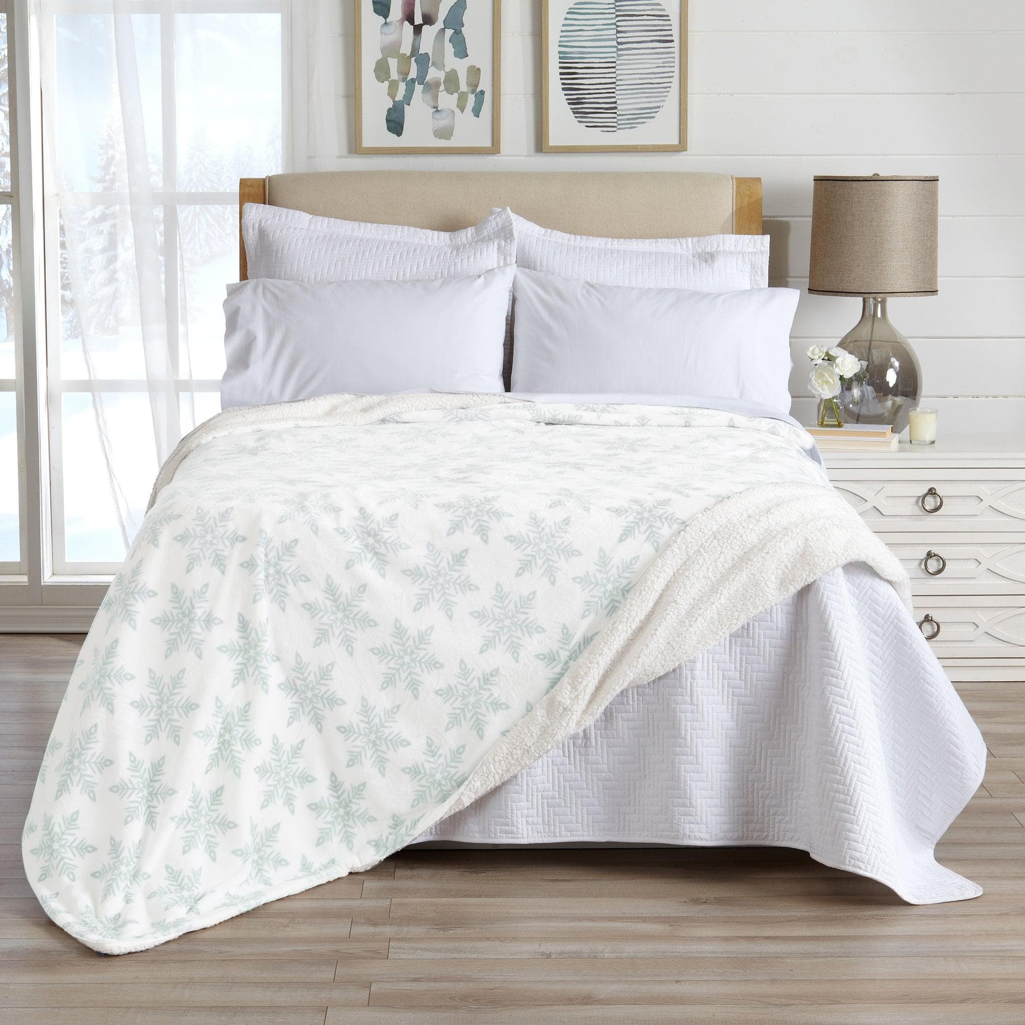 Kinsley Velvet Sherpa Blanket