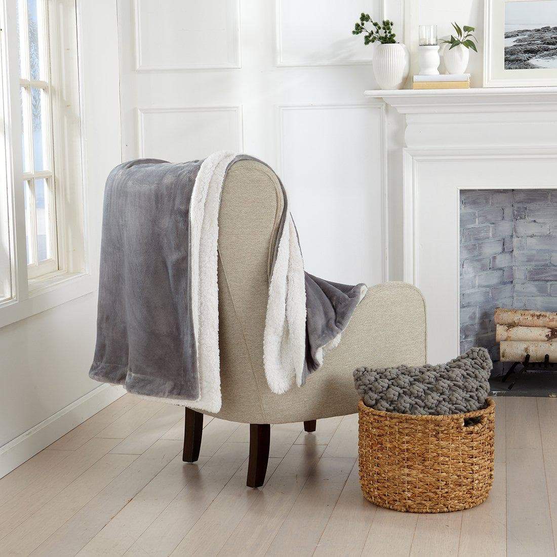 Kinsley Velvet Sherpa Blanket