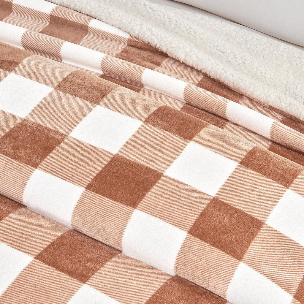 Kinsley Velvet Sherpa Blanket