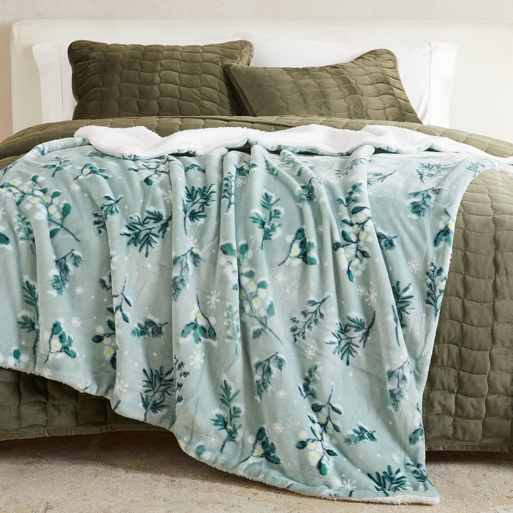 Kinsley Velvet Sherpa Blanket